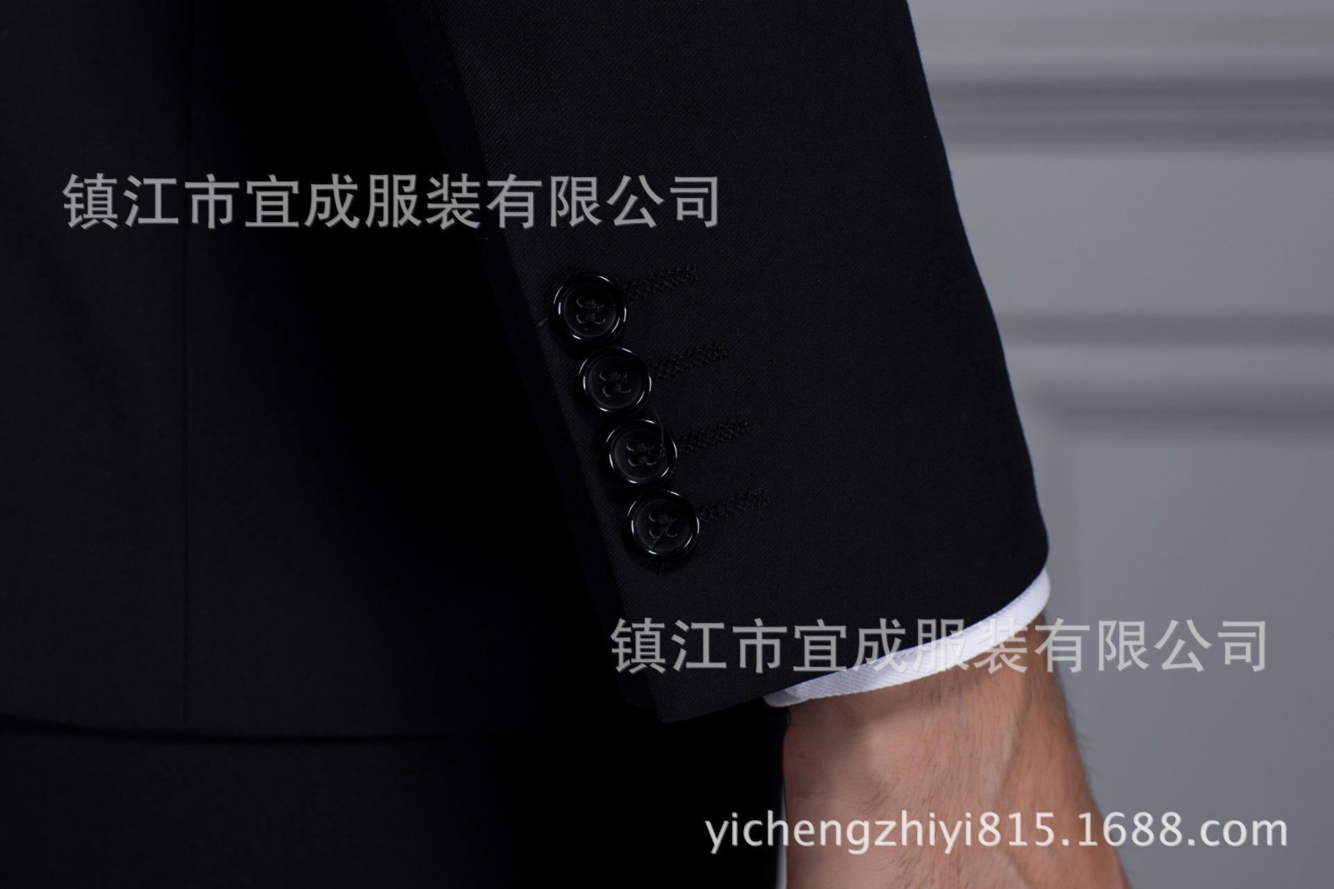 天津黑色商務(wù)休閑修身男士西服套裝
